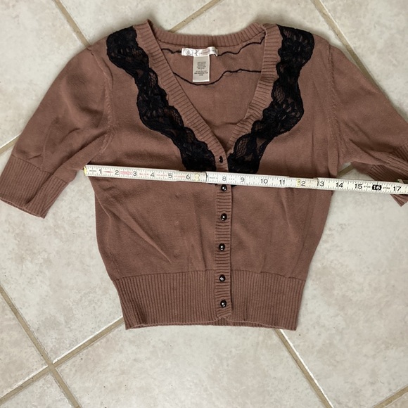 ✅2 cropped cardigan! - Picture 4 of 14